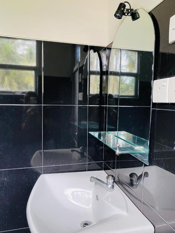 Aramba Resort Dondra Kültér fotó