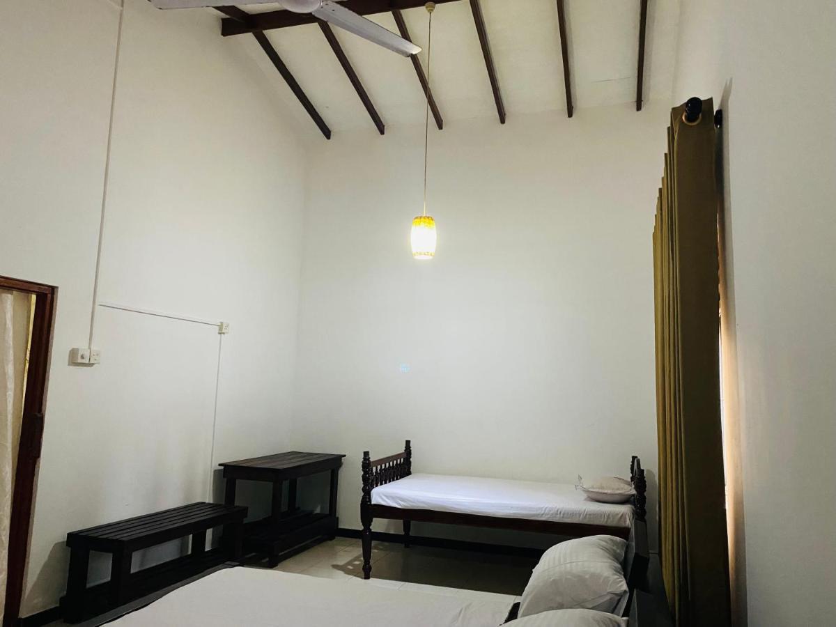 Aramba Resort Dondra Kültér fotó